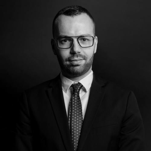 dhr. mr. M. Bennami